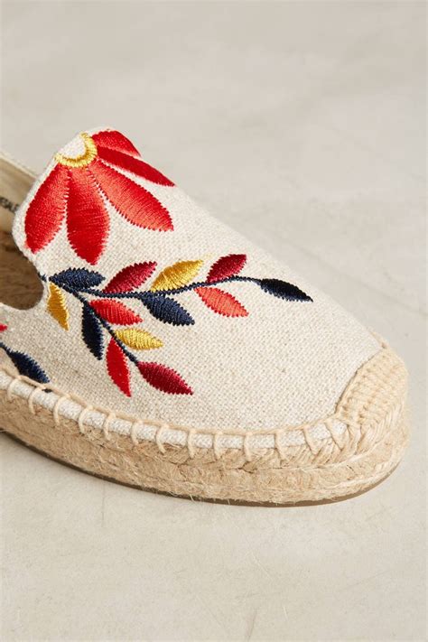 Slide View 4 Soludos Embroidered Floral Espadrilles Embroidery