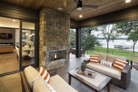Rustic Contemporary Lake House With Privileged Views Of Lake Minnetonka