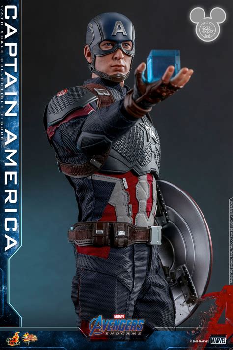 The pictures for the hot toys avengers captain america have been released and he looks awsome i really like the battle damaged shield and the new head sculpt looks good. Hot Toys Captain America Figure from Avengers Endgame Is ...