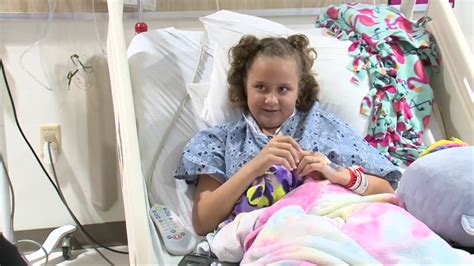 10 Year Old Girl Fights Off Shark During Attack At Florida Beach Wsvn