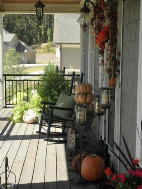 85 Pretty Autumn Porch Décor Ideas Digsdigs