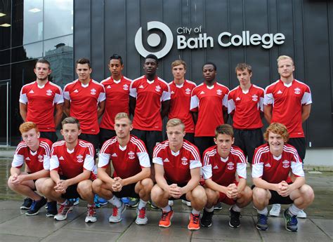 Britannia road s014 5fp southampton, hampshire. Teenagers from Hanham and Mangotsfield join new Premier football academy - The Week In