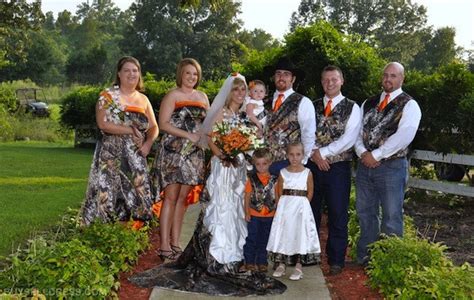 Camo Wedding Ideas for Redneck Weddings – Elegantweddinginvites.com Blog