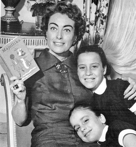 Joancrawford And Daughters Cathy And Cindy Joan Crawford Vintage