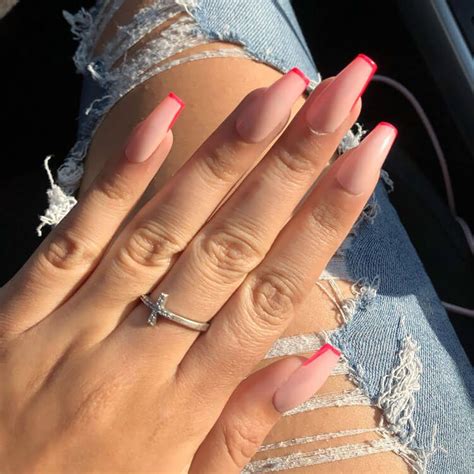 Outstanding Short Coffin Nails Design Ideas For All Tastes Pink Hot