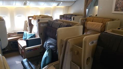 Currently the new boeing 777, fitted with new first class suites, flies to brussels and geneva. Singapore Airlines Boeing 777-300ER Business Class Seats ...