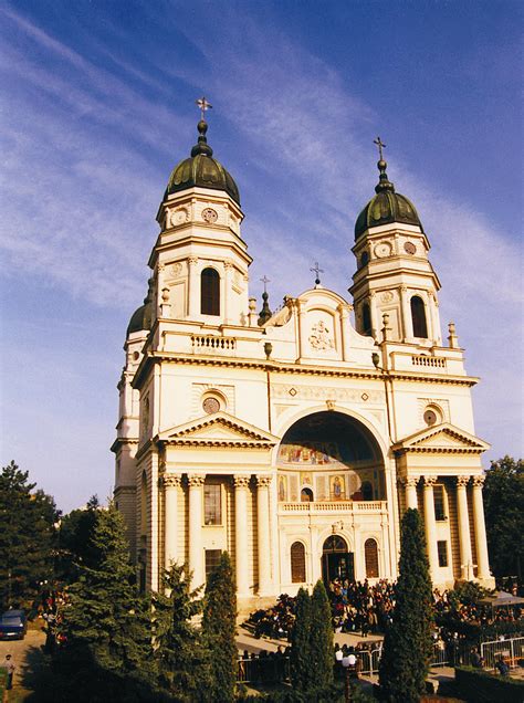 Catedrala Mitropolitană Din Iași Doxologia