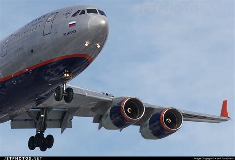 Вчера побывал на пао «васо» в воронеже, и лично увидел то. RA-96010 | Ilyushin IL-96-300 | Aeroflot | Kamil ...
