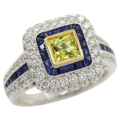 Art Deco Style Ring 18 Karat White Gold Diamond Princess Cut And