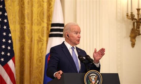 appeals court blocks biden admin from prioritizing grants based on race and sex the epoch times