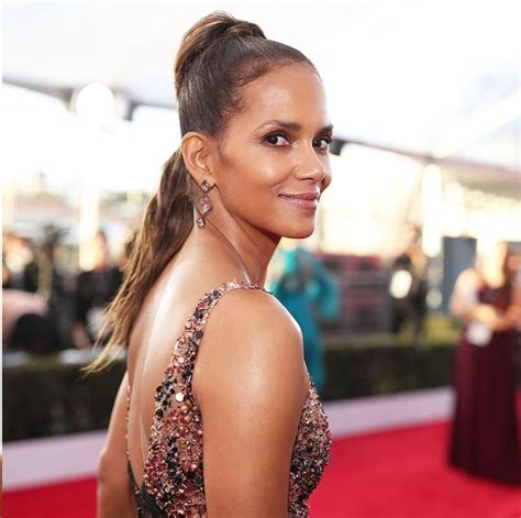 49 Photos That Prove Halle Berry Hasnt Aged Over The Years