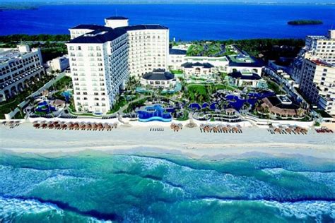 Cancuns Luxury Jw Marriott Resort Will Now Offer Same Sex Weddings Hotels Article By