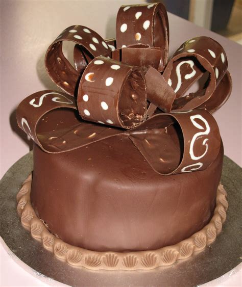 Chocolate Bow Cake Choc Mud Cake With Chocolate Bows I Ma Flickr