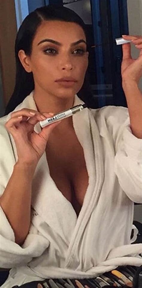 Kim Kardashian Reveals Her Favourite Mascara On Instagram And Flashes