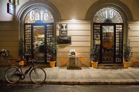 Rickety rickshaws and tourist traps are all fun and games during your first visit to melaka, but you'll be looking for the real deal soon enough. Best Cafes in Florence