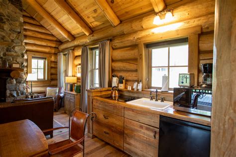 Two Bedroom Cabins Devils Thumb Ranch