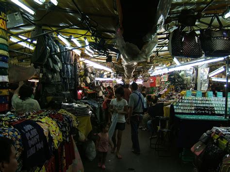 Pratunam market is arguably bangkok's best and cheapest retail clothes market. The Best Night Markets in Bangkok - Our Guide - Expique