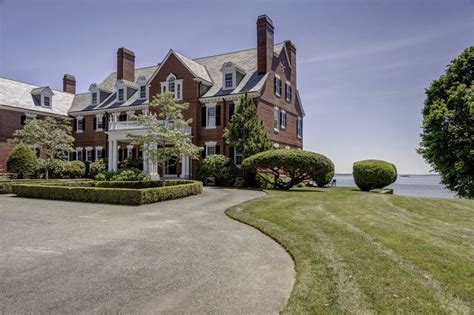 Turn Of The Century Oceanfront Estate In Rhode Island Dream House