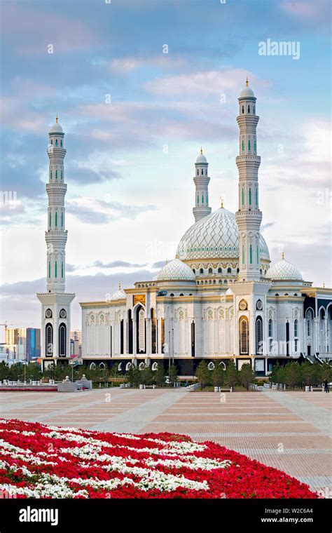 Hazrat Sultan Mosque Astana Kazakhstan Hi Res Stock Photography And