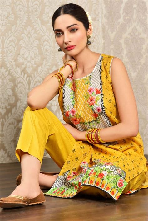 Kayseria Beautiful Fancy Eid Dresses Collection 2018 2019 19