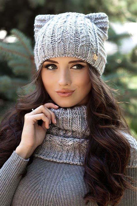 14 Gorritos tejidos para sobrevivir al frío con estilo y glamour