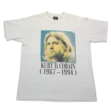 Vintage Nirvana Kurt D Cobain Memorial T Shirt