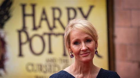 Jk Rowlings Cryptic Tweet Sparks Rumours Of New Harry Potter Film Uk