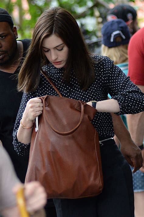 Anne Hathaway On The Set Of The Intern In New York Hawtcelebs