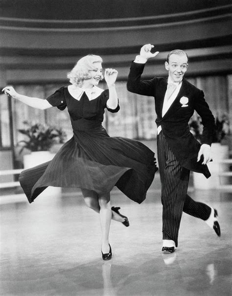Fred Astaire And Ginger Rogers Dancing Poster Canvas Print Wooden