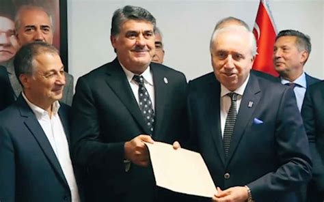 9 ağustos 2010 yılından beri izleyicilerinin karşısında tarafsız yayın yapmaya çalışmaktadır. Trt Spor Haberleri