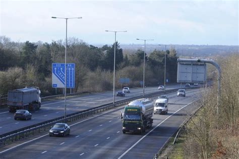 Smart Motorway Plans For M4 From West London To Theale Berkshire Live