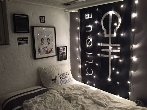 Living room tumblr tumblr bedroom tumblr rooms emo bedroom grunge bedroom bedroom decor bedroom inspo trendy bedroom white bedroom. twenty one pilots room decorated | Twenty one pilots flag ...