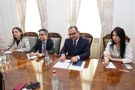 Tigran Khachatryan Receives The Representatives Of The International