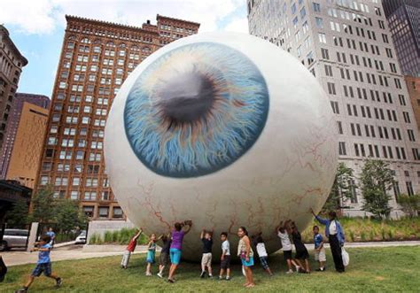 Giant Eyeball Makes Its Debut In Chicago