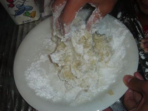 Buat dulu bahan biang dari gula, ragi dan air. Cara Membuat Adonan Pempek (Dengan gambar) | Adonan, Cemilan