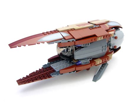 Review Of 7752 Count Dookus Solar Sailer Review The Brothers Brick
