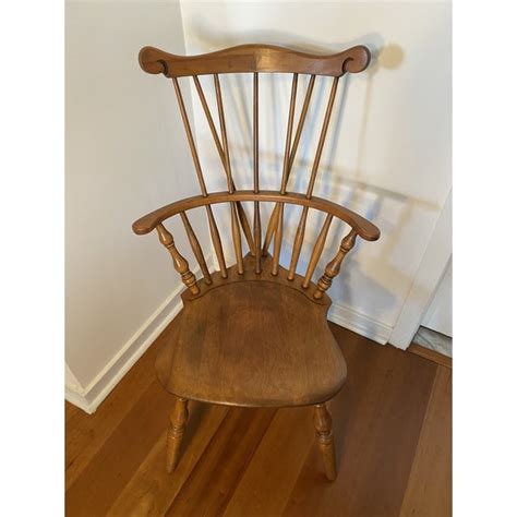 Mid Century Colonial S Bent Bros Comb Back Windsor Chair Chairish