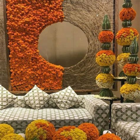 Decor Inspiration हल्दी हो या मेहंदी फूलों से यूं सजाएं शादी का घर