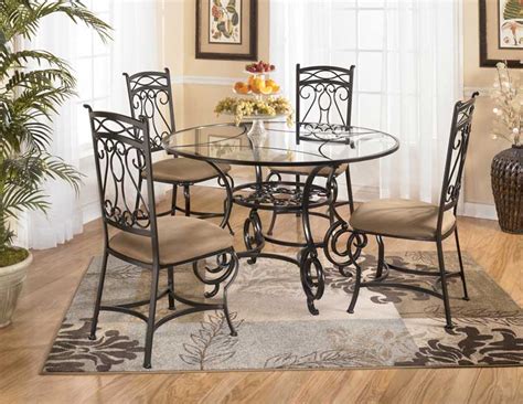 Free shipping on orders over $35. Beautiful Centerpieces for Dining Room Tables - HomesFeed