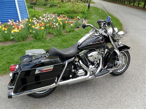 Shop from top manufacturers for all your handlebars and controls like arlen ness, kuryakyn, avon, la choppers, roland sands, j&p, kst kustoms, and many more. Handlebar suggestions for 2011 Road King - Harley Davidson ...