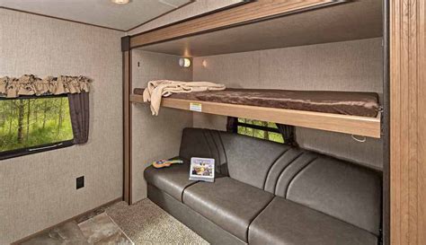 10 Awesome Travel Trailers With Bunk House House Bunk Bed Bunk House