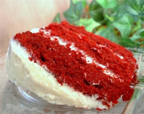 Vanilla extract, butter, powdered sugar, flour, milk. Nana's Red Velvet Cake Icing Recipe - Food.com | Recipe | Red velvet cake recipe, Velvet cake ...
