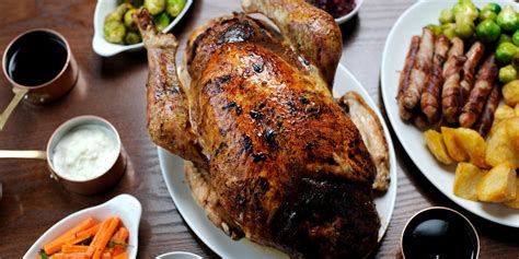 Christmas dinner is usually eaten at midday or early afternoon. Christmas Recipes - Great British Chefs