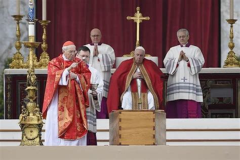 at funeral pope francis remembers pope benedict xvi arkansas catholic january 5 2023