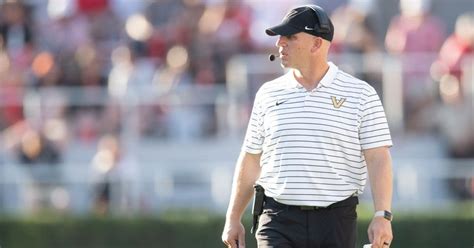 Vanderbilt Football Vs Missouri Clark Lea Previews Sec Road Game Talks Tigers Defense