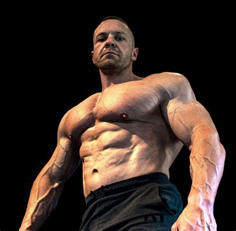 Der Männliche Bodybuilder Marc Kaiser Wird Gefickt Com My Xxx