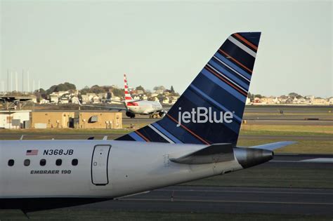 Why Jetblue Is Suddenly Cutting Flights To And From New York City