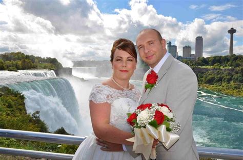 The Falls Wedding Chapel Niagara Falls Ny Wedding Venue
