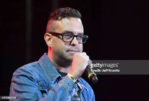 Joe Derosa Comedian Photos And Premium High Res Pictures Getty Images