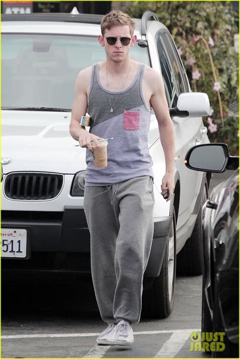 For all those #muricans who conflate the united states of america with capitalism, remember the chinese students who lost their lives were fighting for rights, for democracy, not for consumerism. Jamie Bell: Post-Wedding Muscle Tank Man!: Photo 2750514 ...